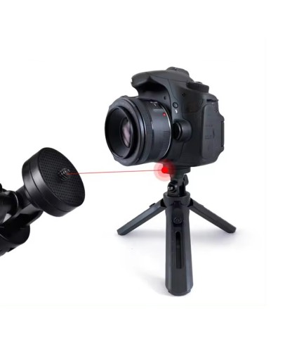 Multifunctional desktop handheld tripod